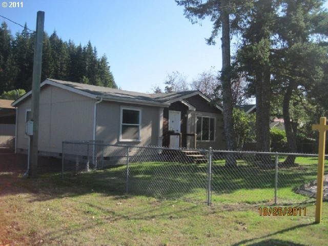 560 N 8TH