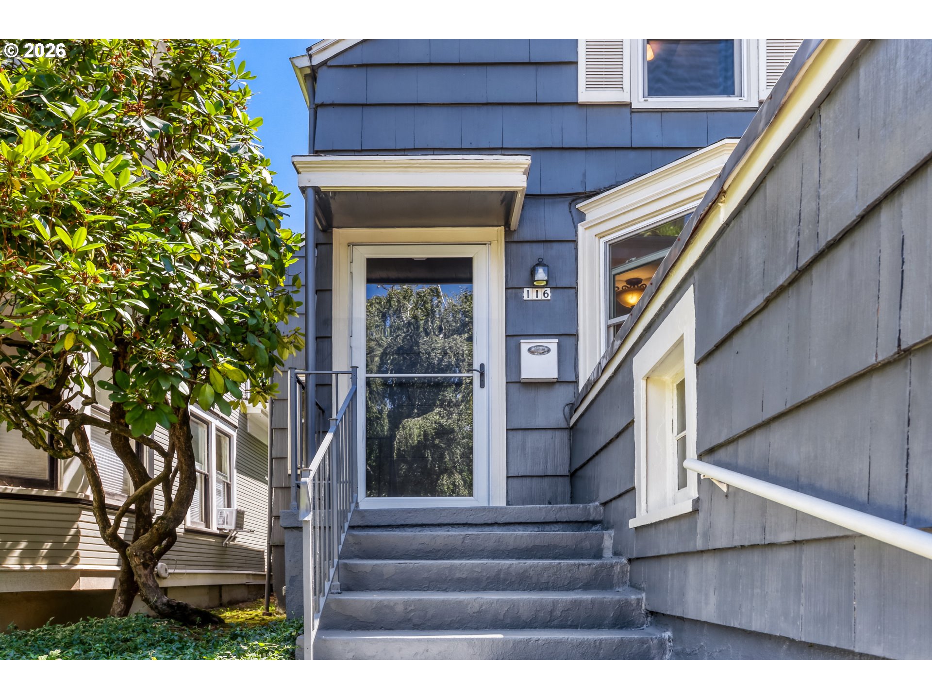 116 S GIBBS ST, Portland, OR 97239, photo 3 of 32