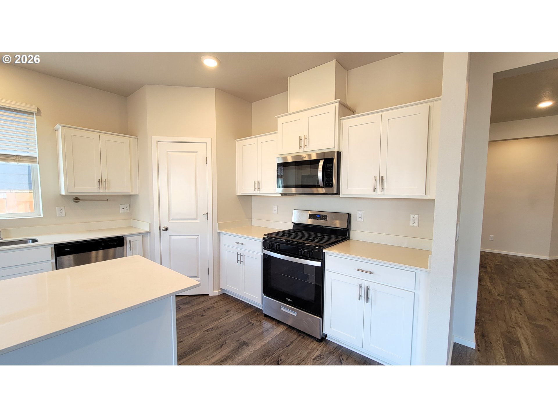 2960 V ST, Springfield, OR 97477, photo 5 of 27