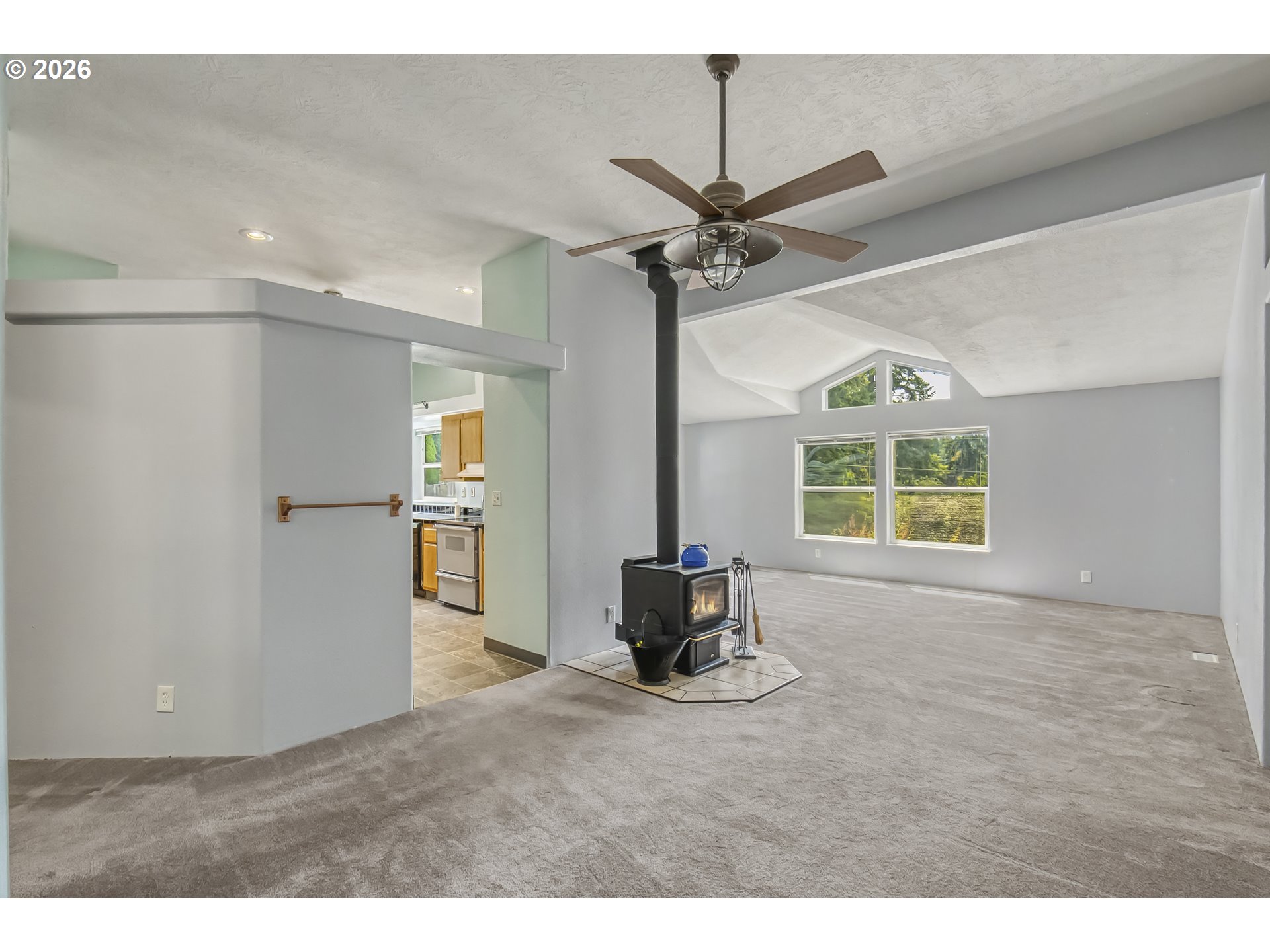 25561 S HOLMAN RD, Estacada, OR 97023, photo 7 of 37