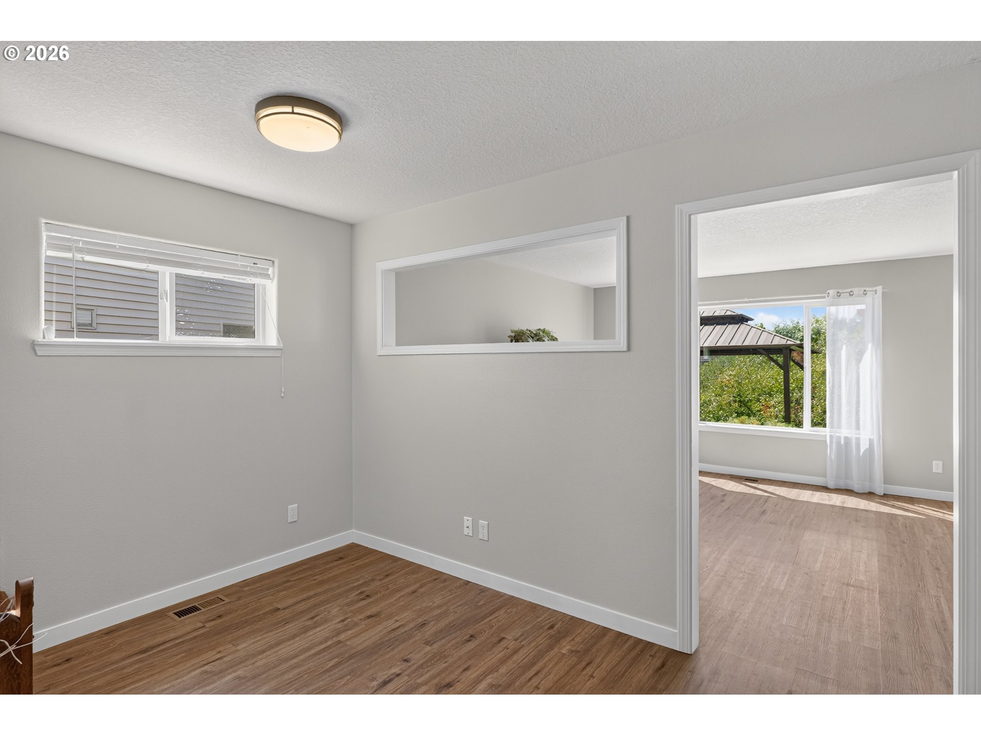 16576 NW OAK CREEK DR, Beaverton, OR 97006, photo 4 of 24