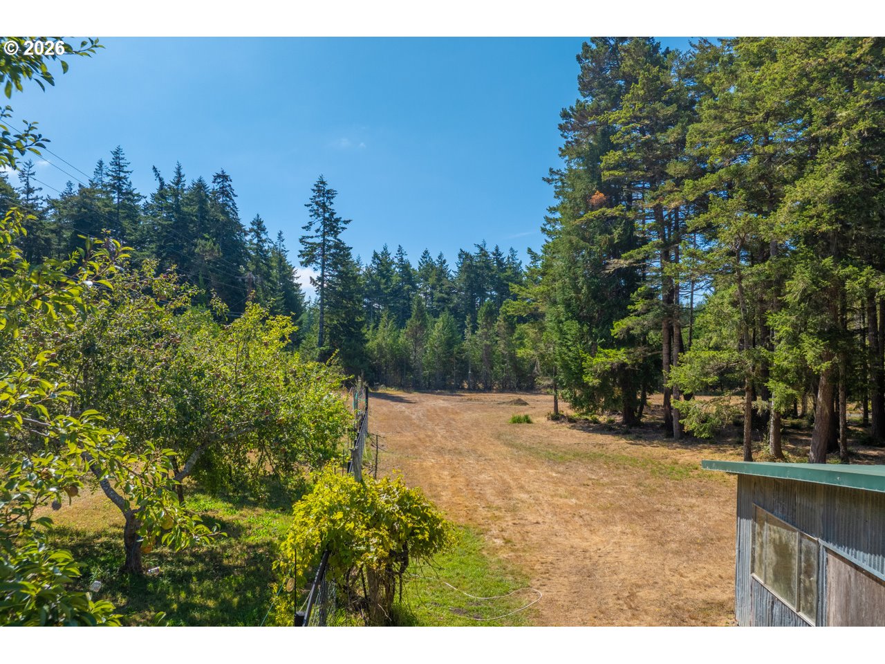 87202 McTimmons LN, Bandon, OR 97411, photo 6 of 48