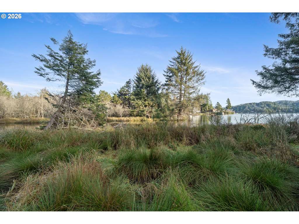 NE Lake DR Unit TL 203