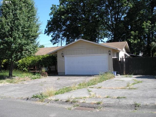 2099 Burdette Dr