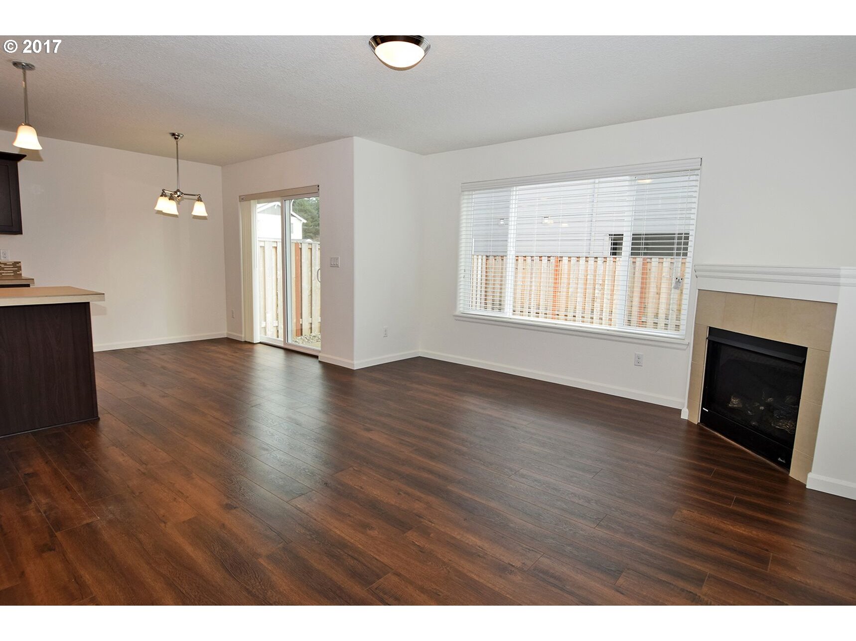 1118 NW 2ND CT, Hillsboro, OR 97124, photo 5 of 20