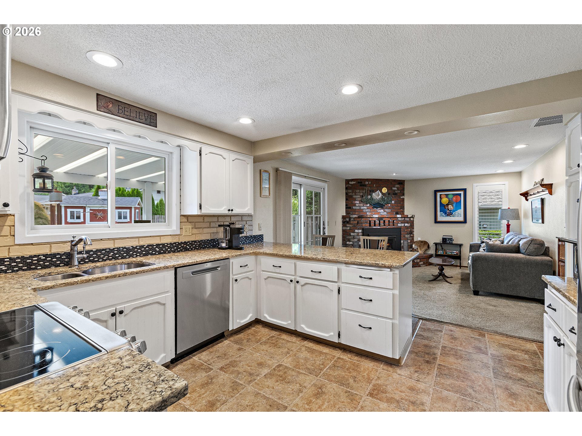 15765 SE KASLIN WAY, Milwaukie, OR 97267, photo 4 of 33