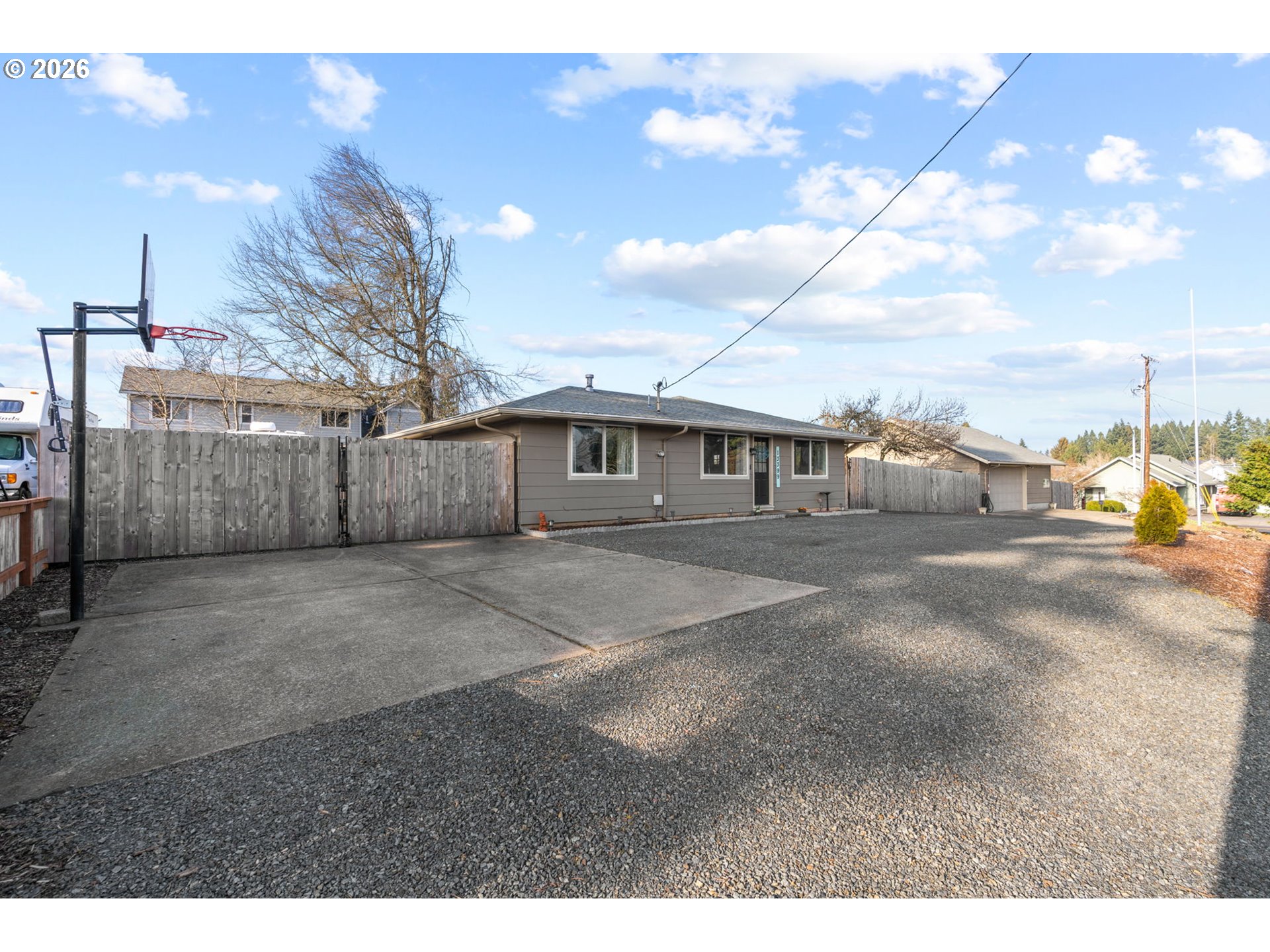 13399 NOBEL RD, Oregon City, OR 97045, photo 4 of 48