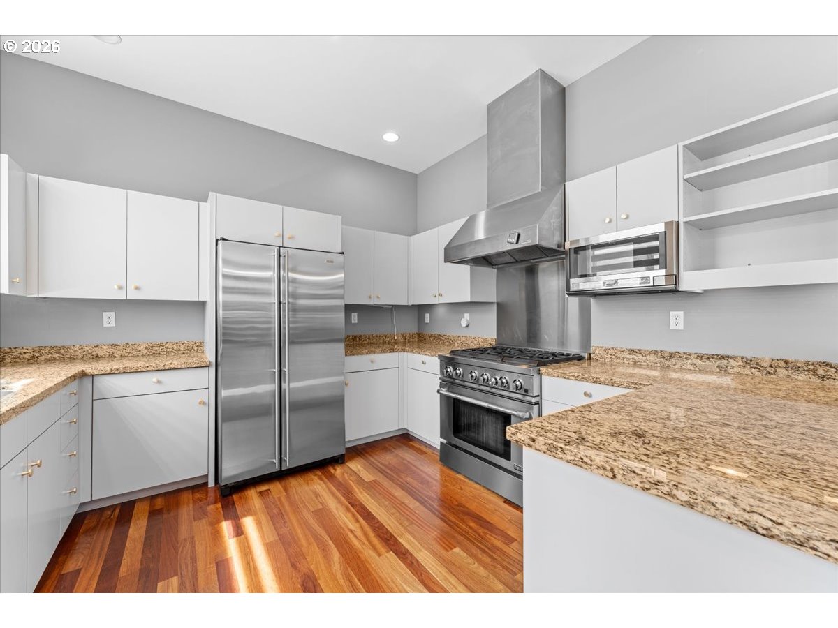 2140 NW 16th AVE, Portland, OR 97209, photo 7 of 35