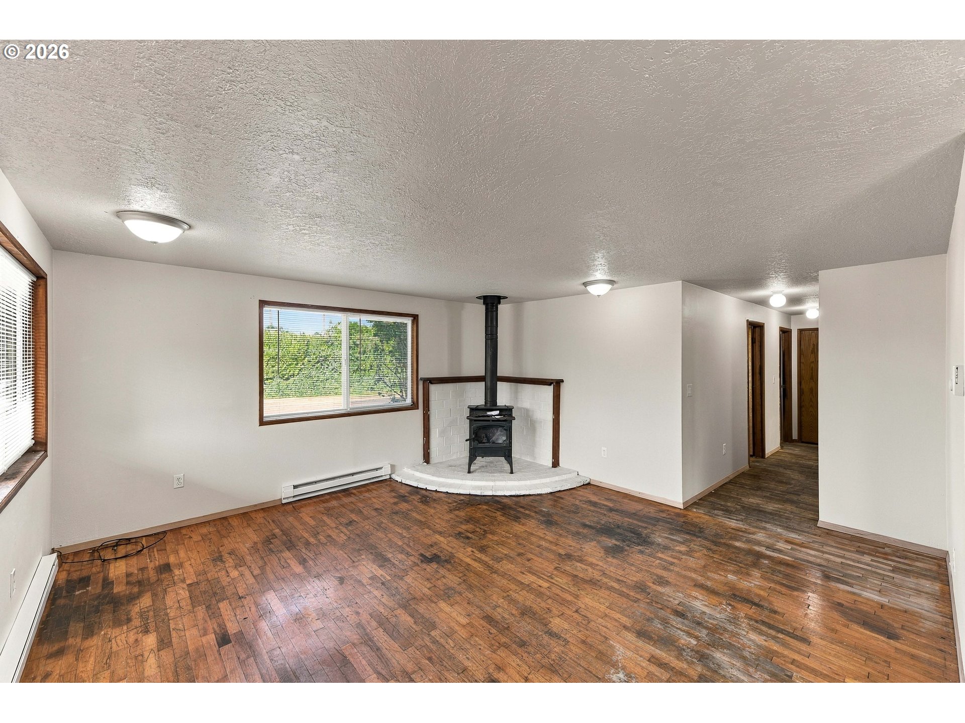 1110 MICHIGAN AVE, Coos Bay, OR 97420, photo 6 of 33