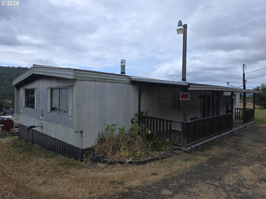 368 Pleasant Ave