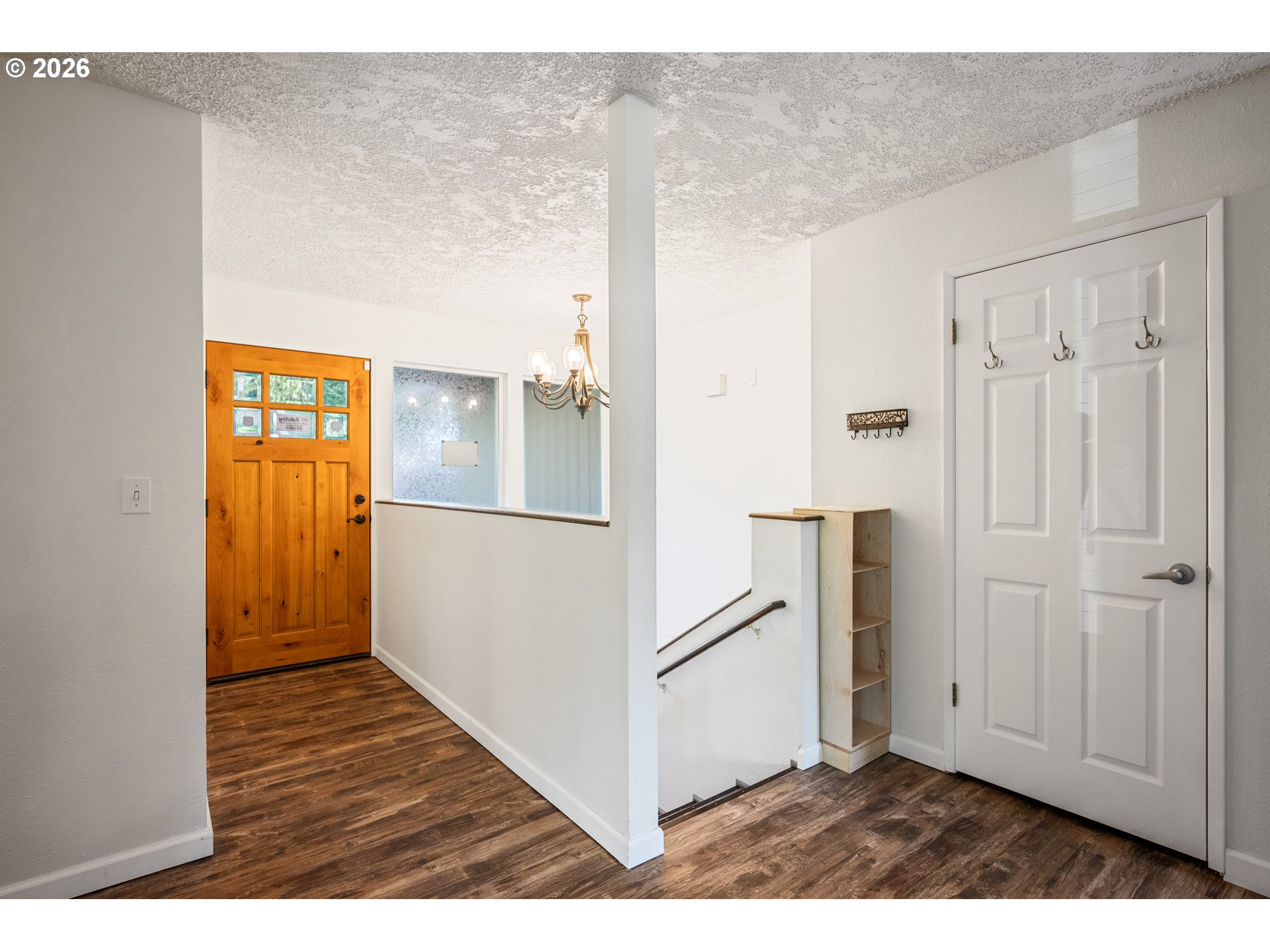 2441 W LYNNWOOD DR, Longview, WA 98632, photo 4 of 44