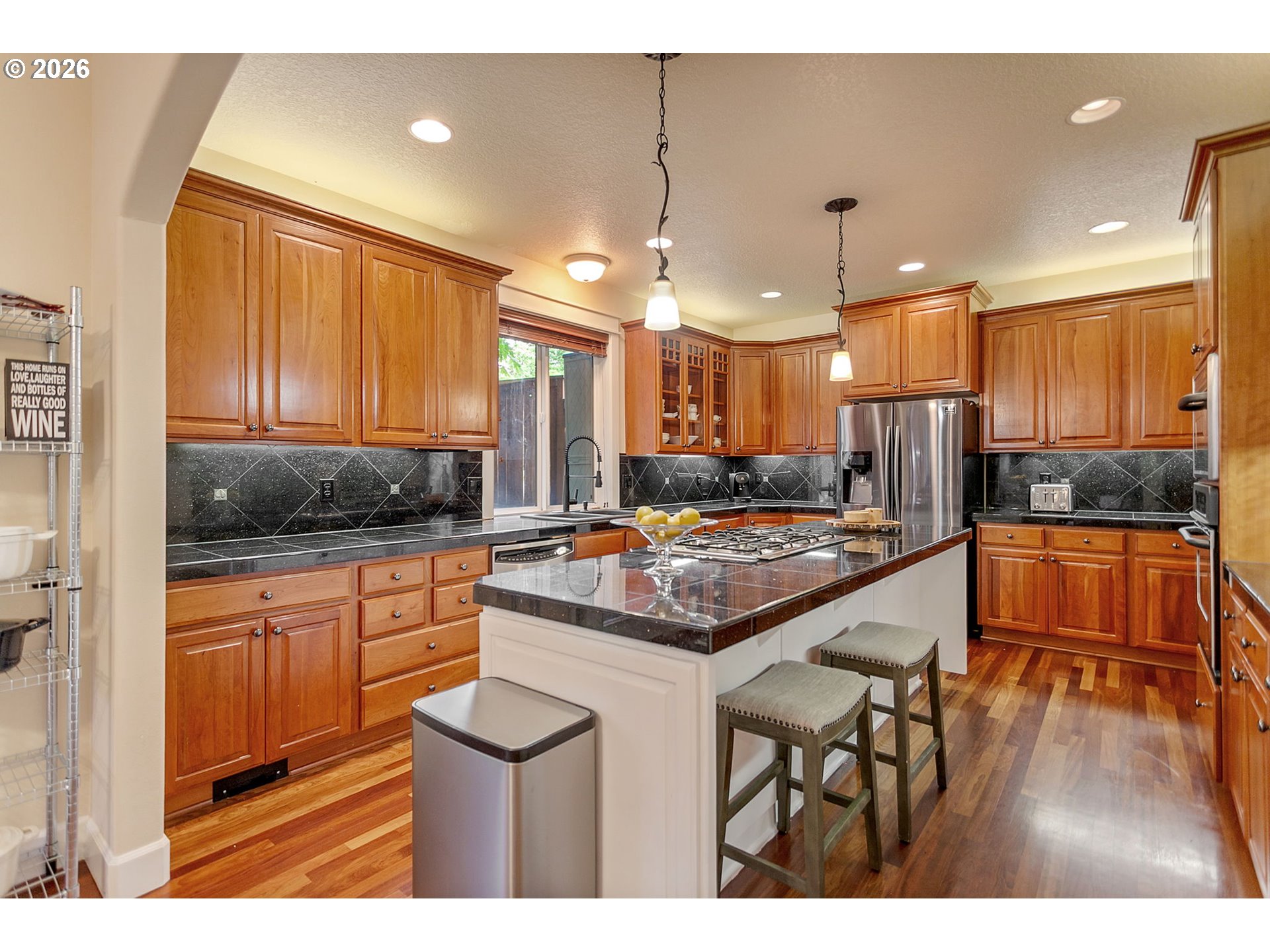 2613 BEACON HILL DR, West Linn, OR 97068, photo 7 of 48