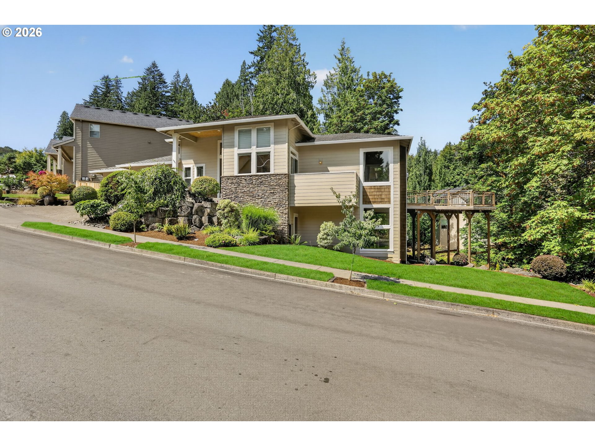 2427 SE ELLIOTT DR, Gresham, OR 97080, photo 5 of 46