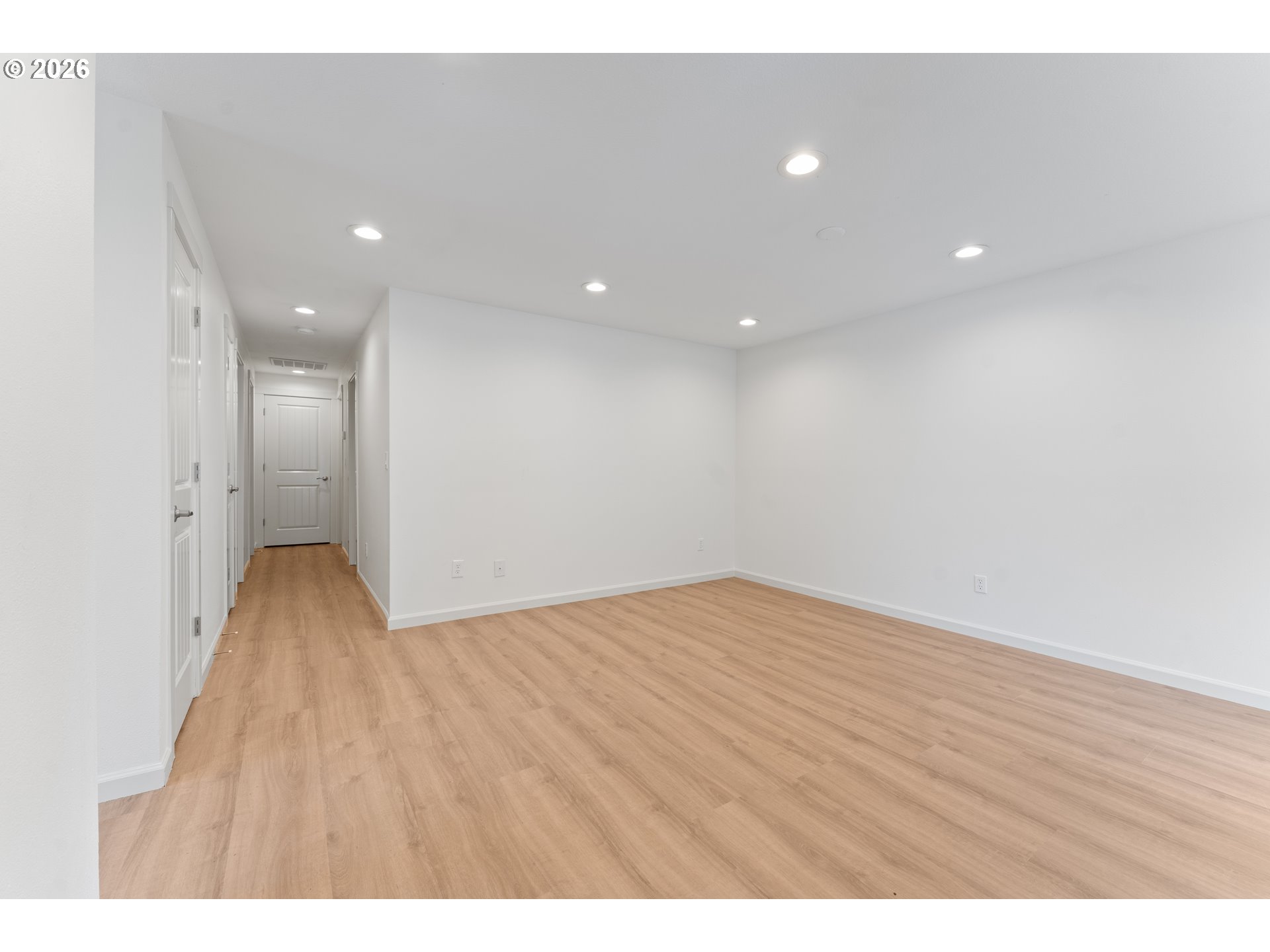 5004 NE 22ND AVE, Vancouver, WA 98663, photo 6 of 37
