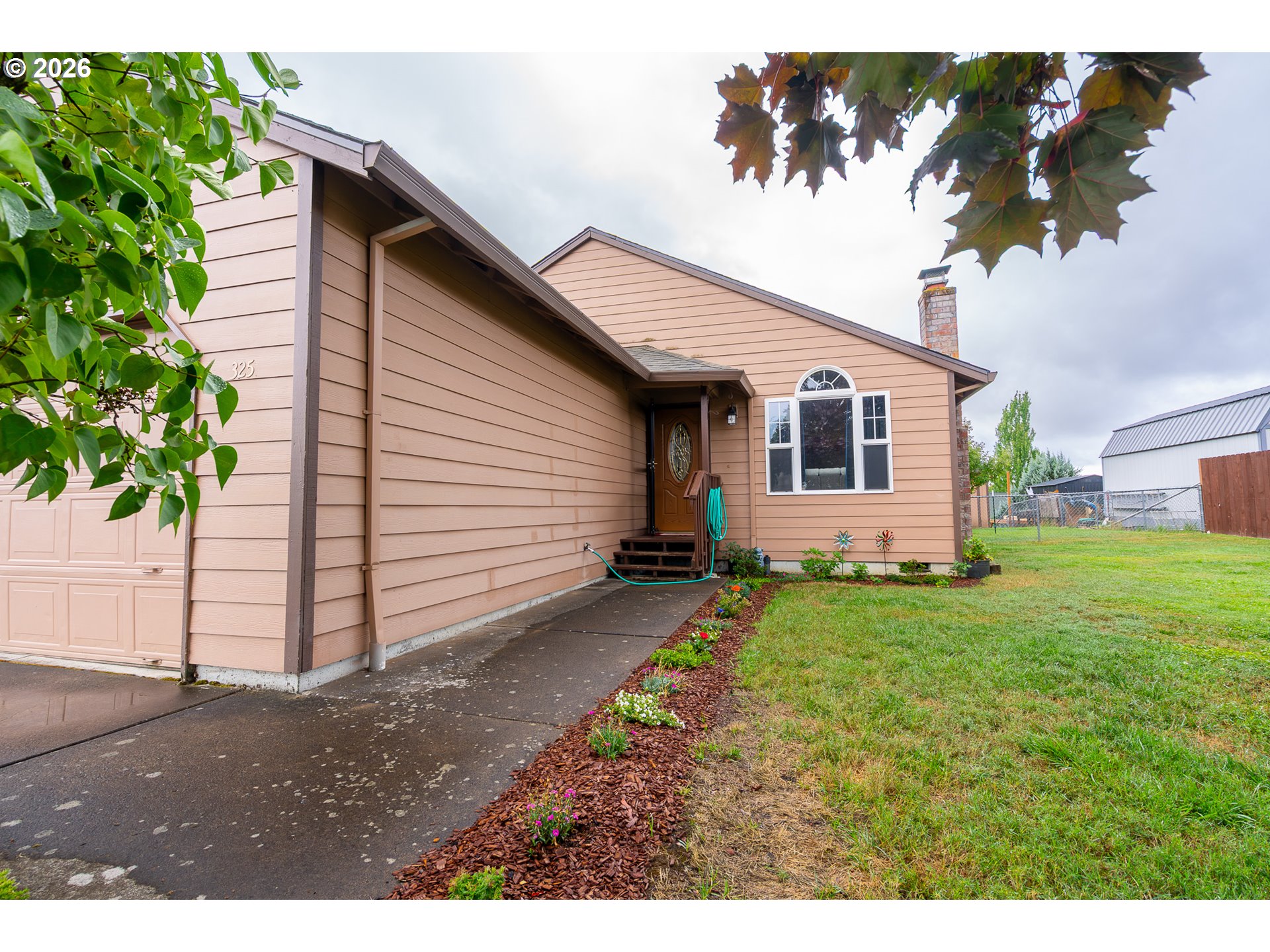 325 NW DENTON AVE, Dallas, OR 97338, photo 3 of 28