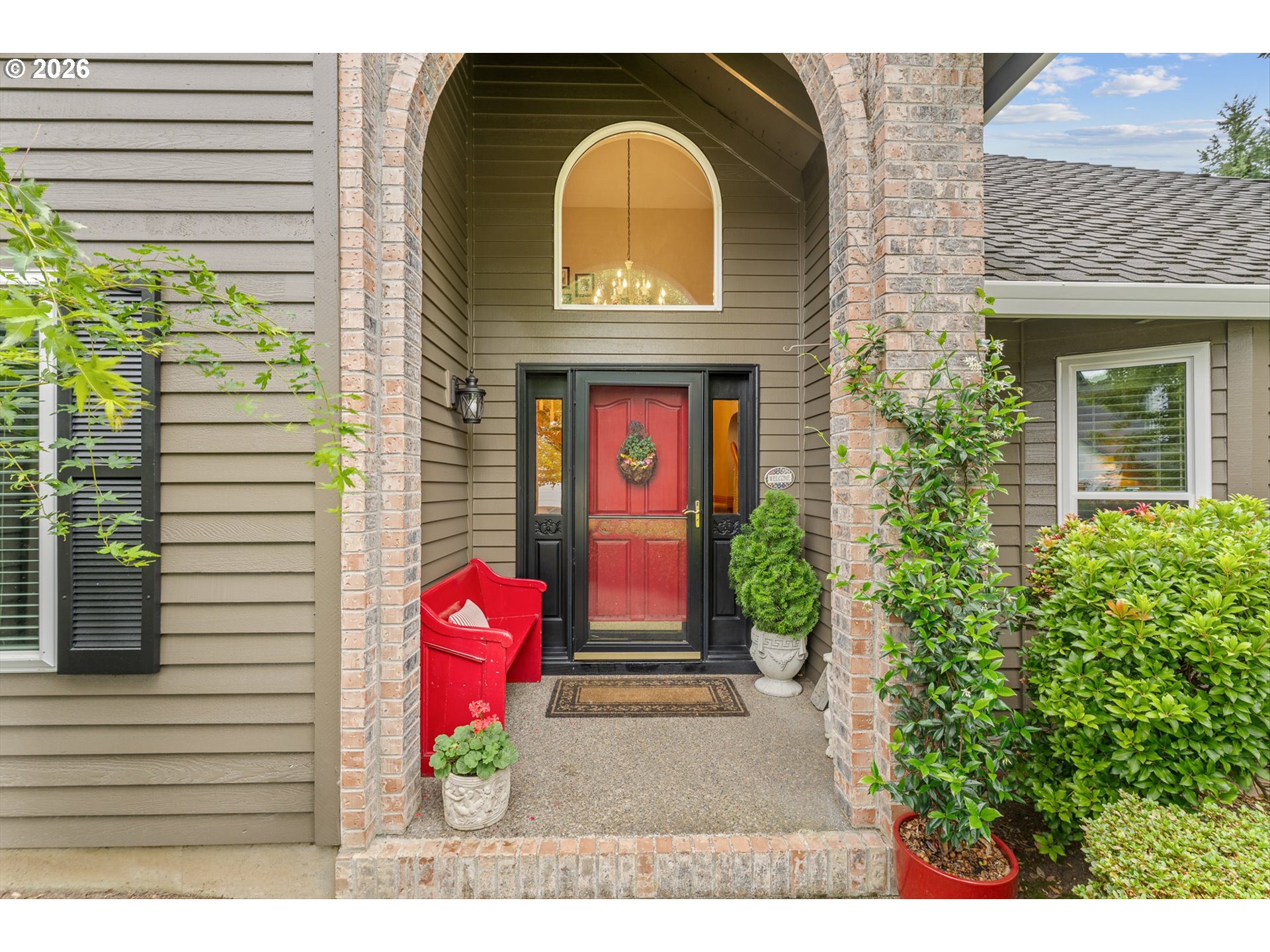 5386 SW JOSHUA ST, Tualatin, OR 97062, photo 2 of 46
