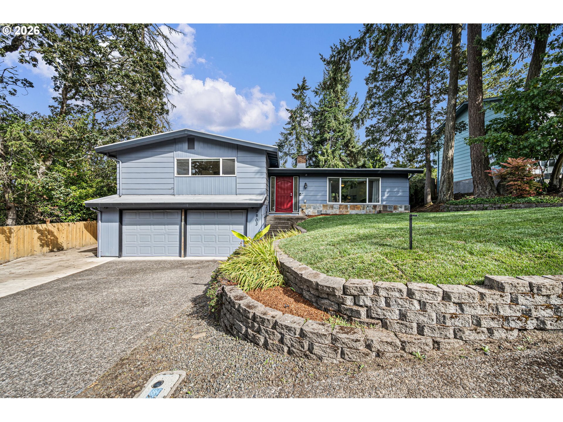 2803 ALMADEN ST, Eugene, OR 97405, photo 2 of 43