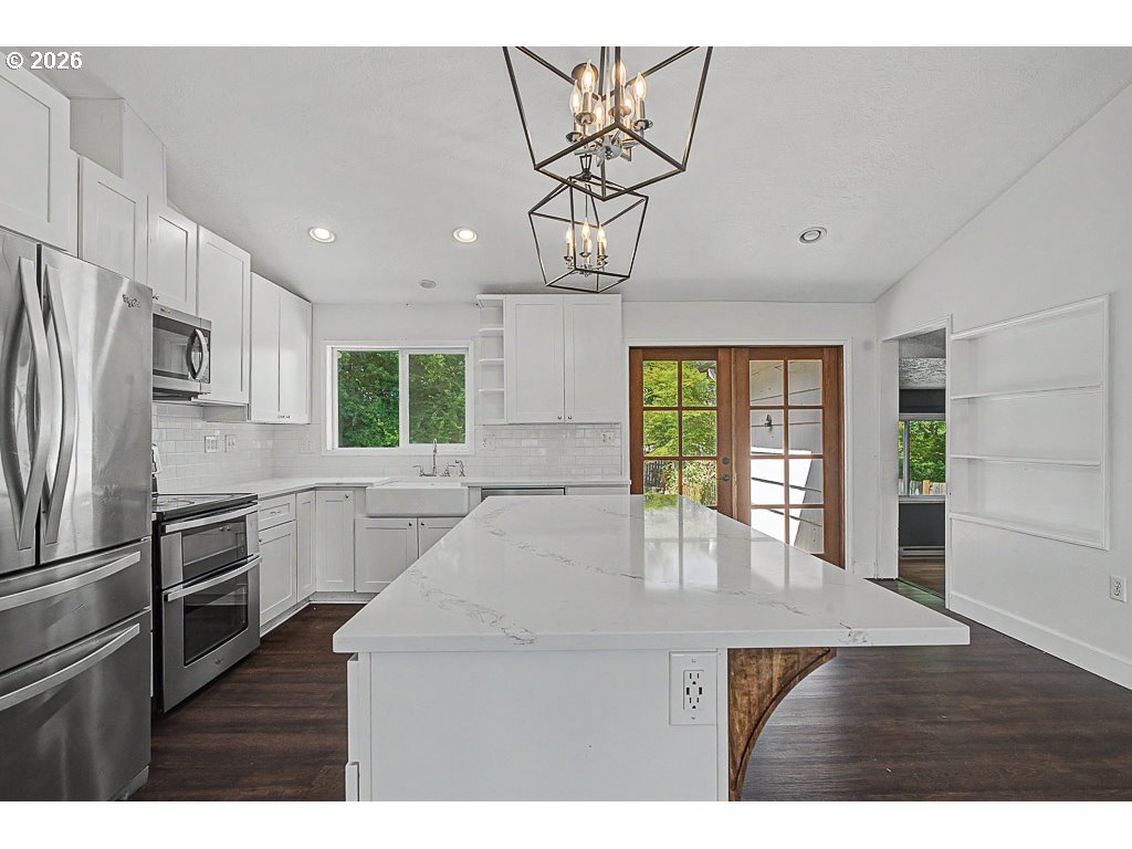 3000 NE 49TH ST, Vancouver, WA 98663, photo 8 of 44