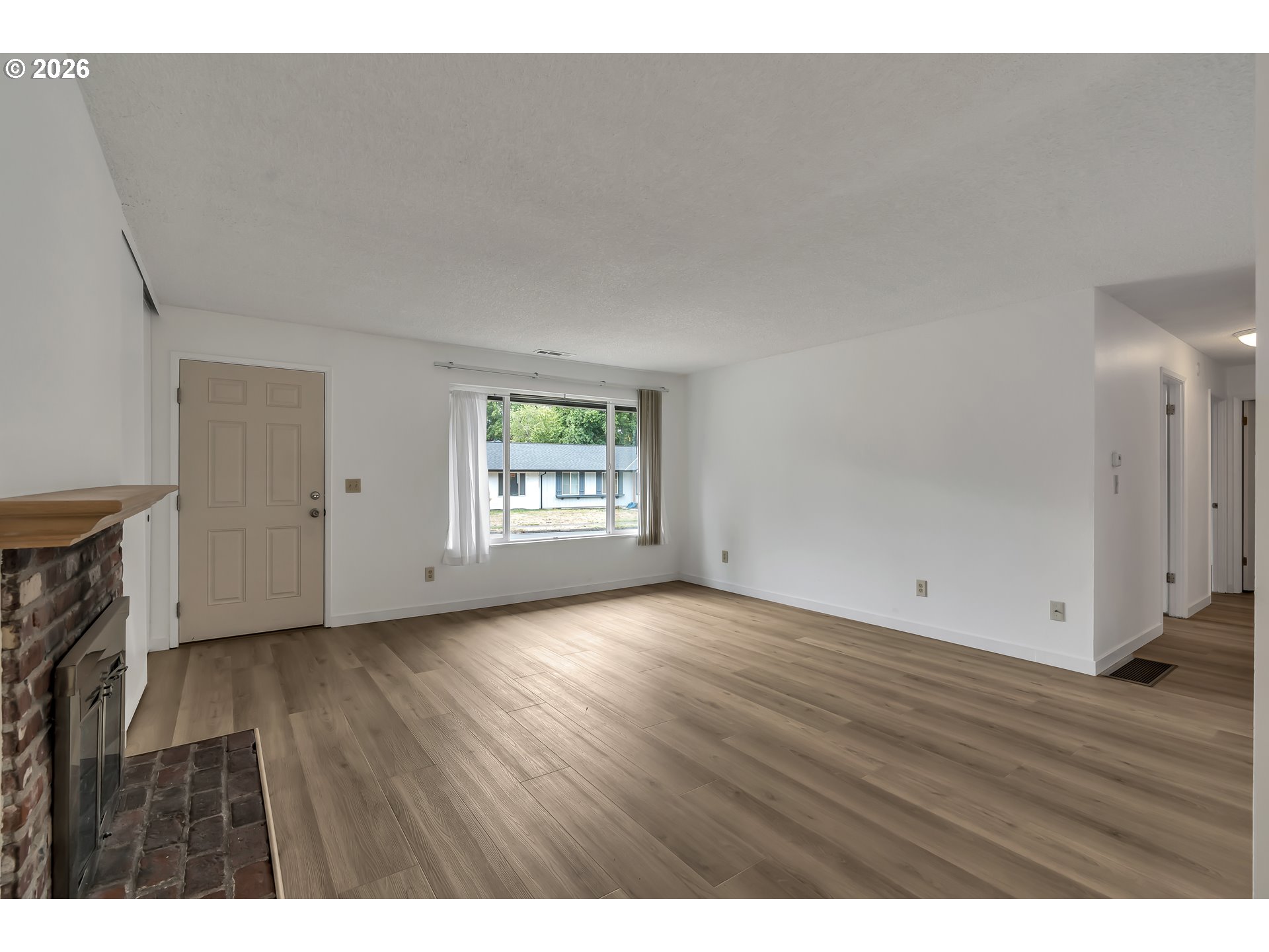 17905 NW ARCADIA ST, Portland, OR 97229, photo 7 of 34