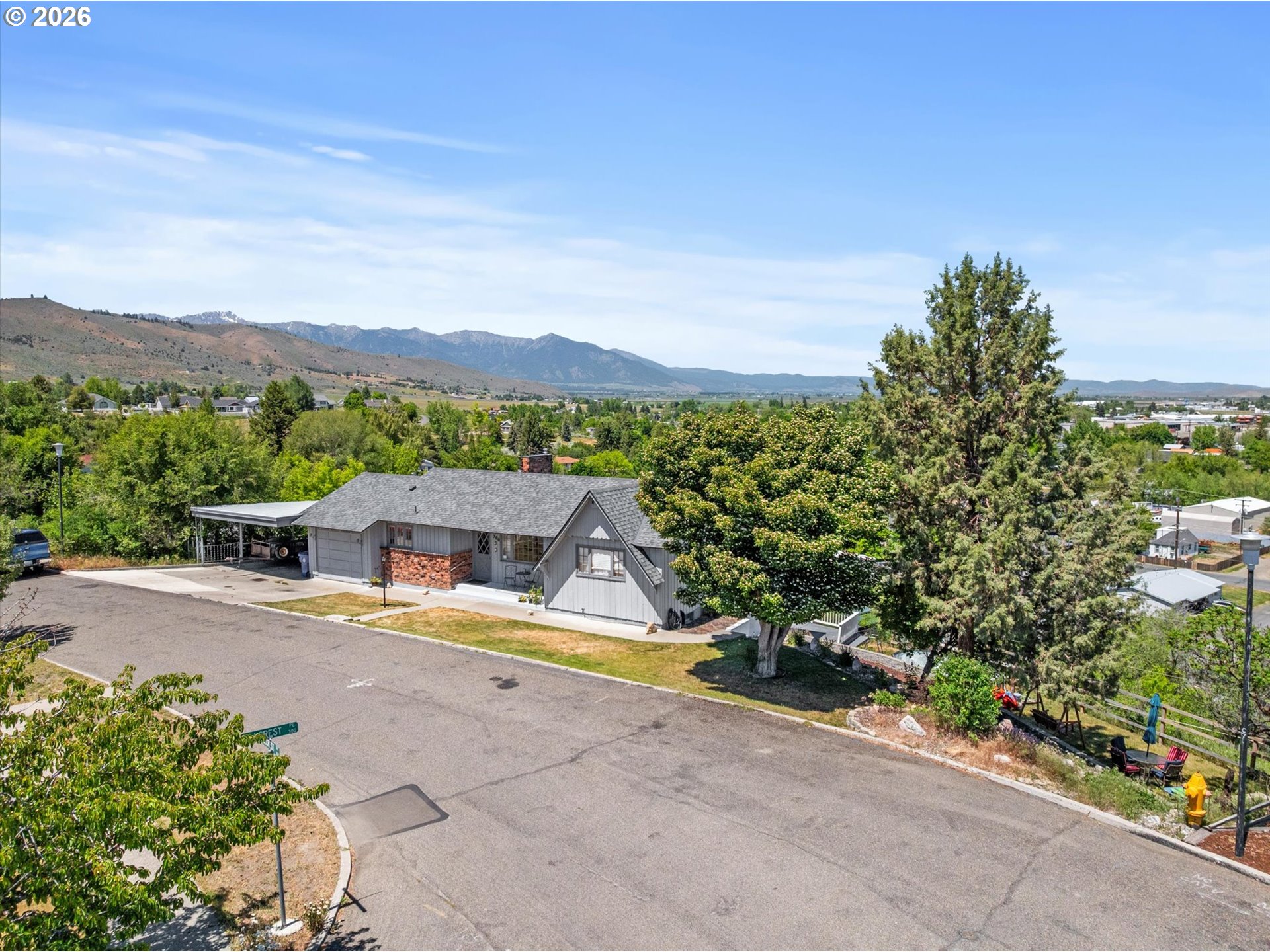 300 HILLCREST DR, Baker City, OR 97814, photo 8 of 48