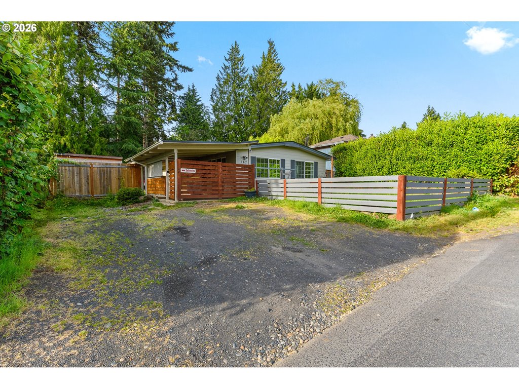 147 Mountain View Dr