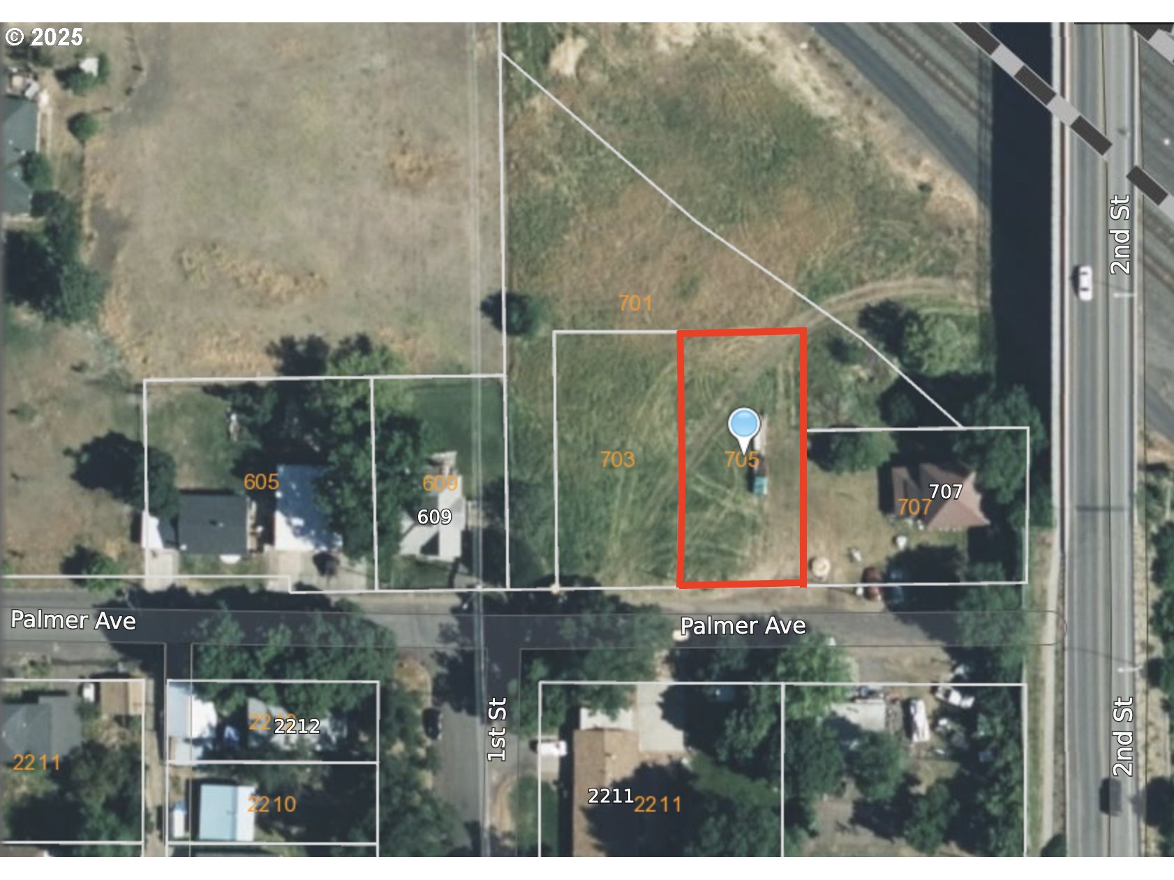 705 Palmer AVE, La Grande, OR 97850, photo 2 of 2