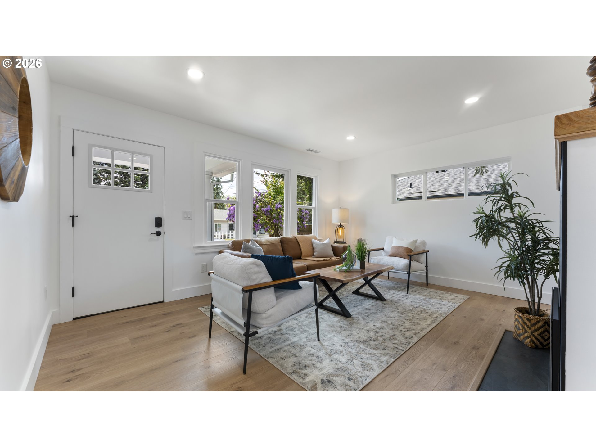 4715 NE 100TH AVE, Portland, OR 97220, photo 4 of 42