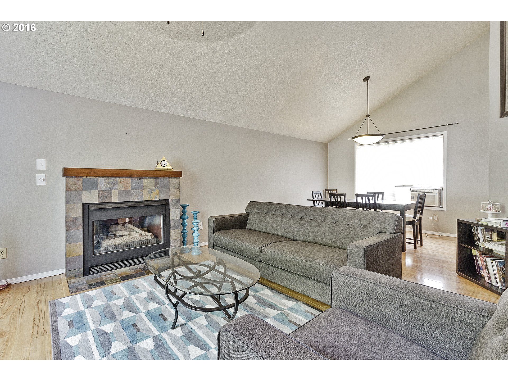 1147 SE 58TH AVE, Hillsboro, OR 97123, photo 3 of 17