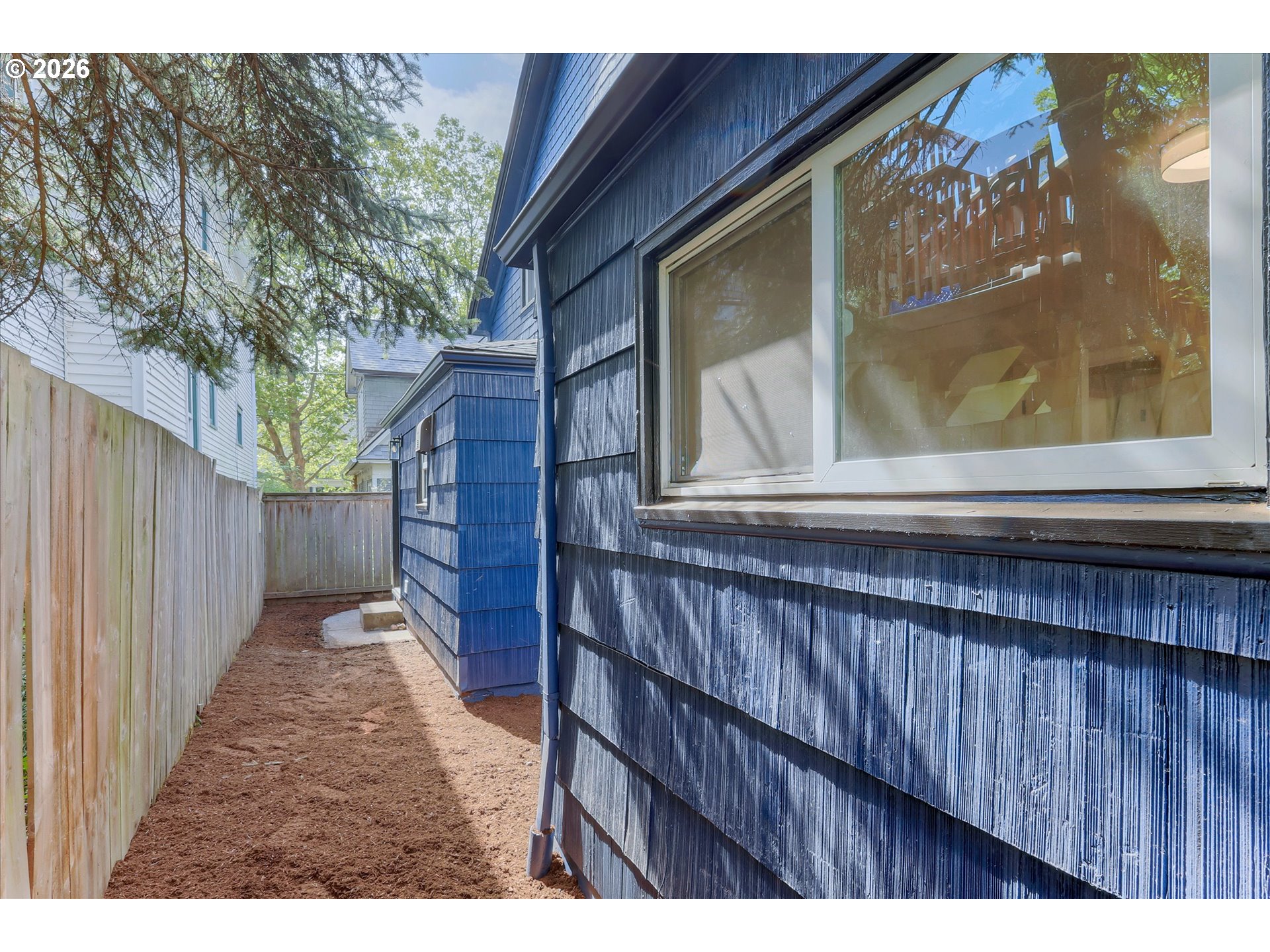 1712 SE STARK ST, Portland, OR 97214, photo 7 of 43