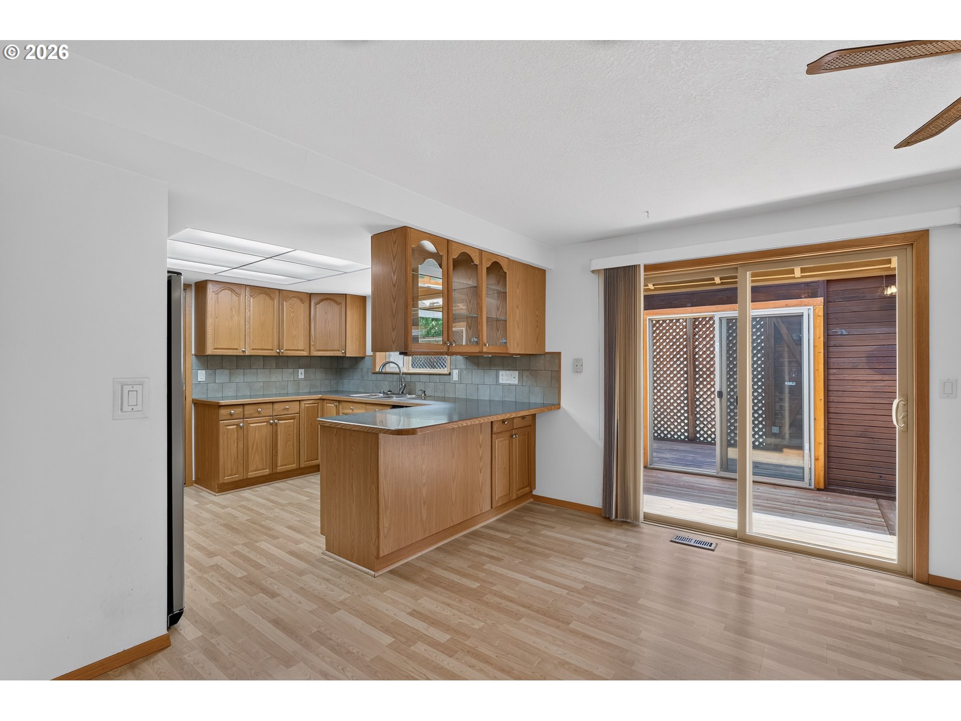 10925 SW 58TH AVE, Portland, OR 97219, photo 5 of 19