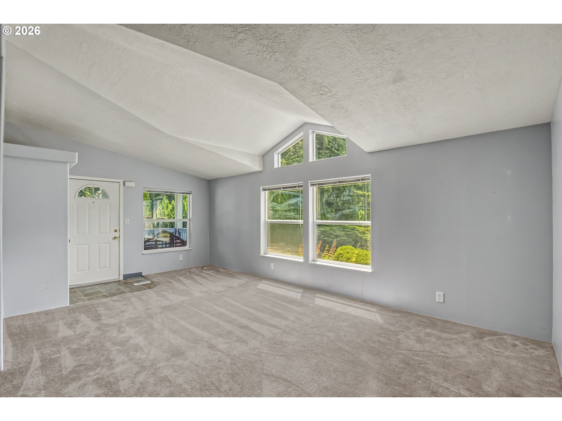 25561 S HOLMAN RD, Estacada, OR 97023, photo 5 of 37