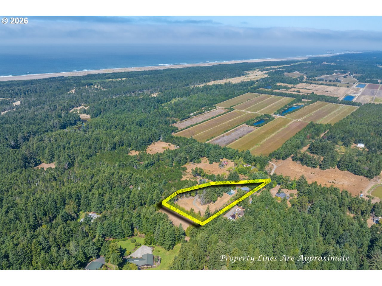 87202 McTimmons LN, Bandon, OR 97411, photo 3 of 48