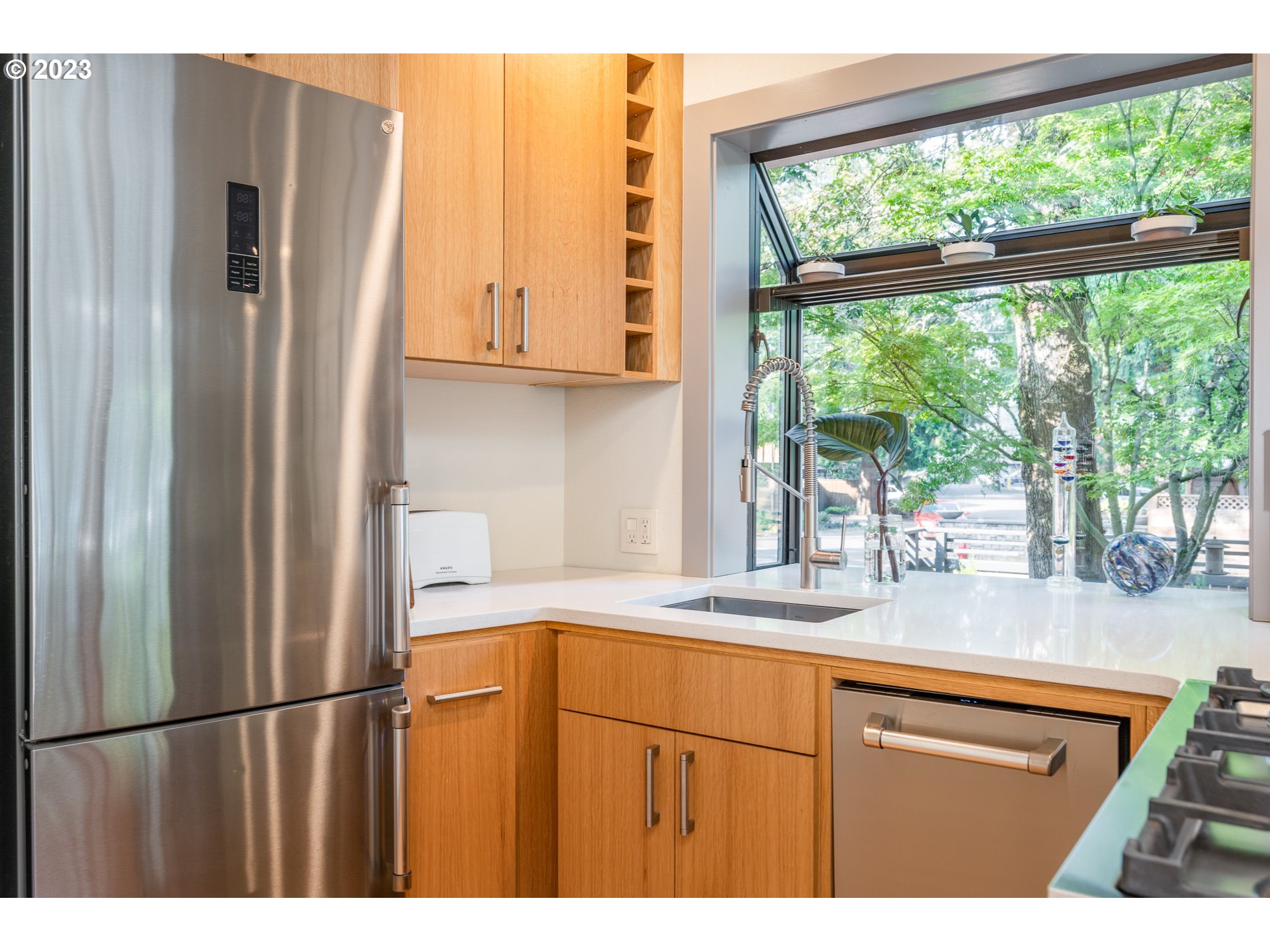 3300 SOUTHSHORE BLVD, Lake Oswego, OR 97034, photo 4 of 30