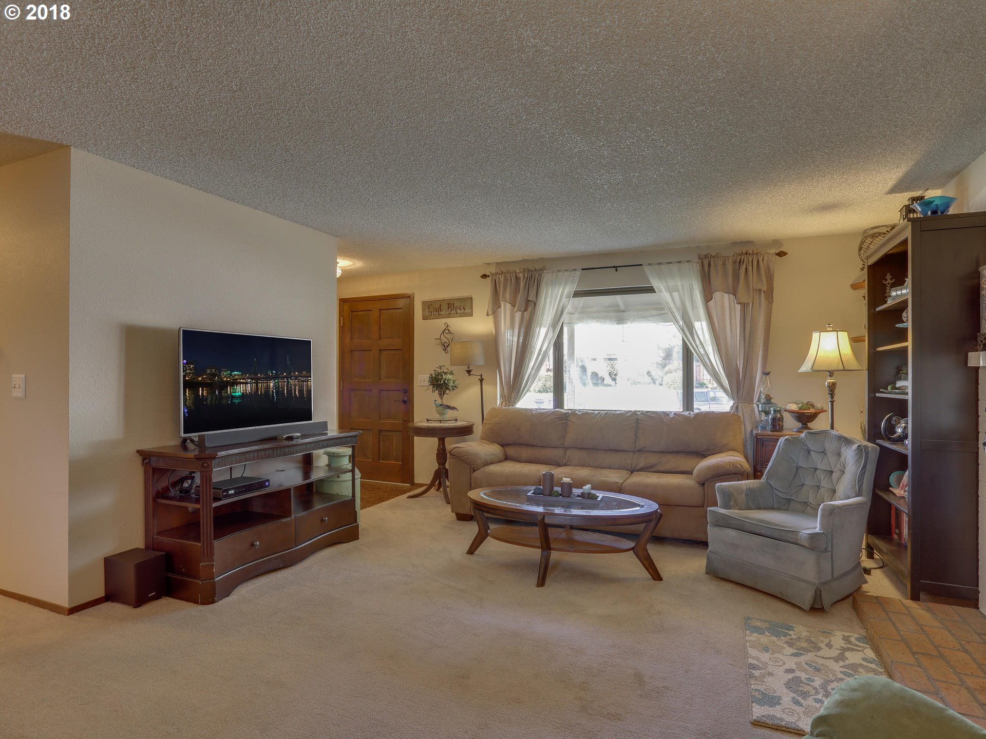 1620 SE HALE CT, Gresham, OR 97080, photo 7 of 26