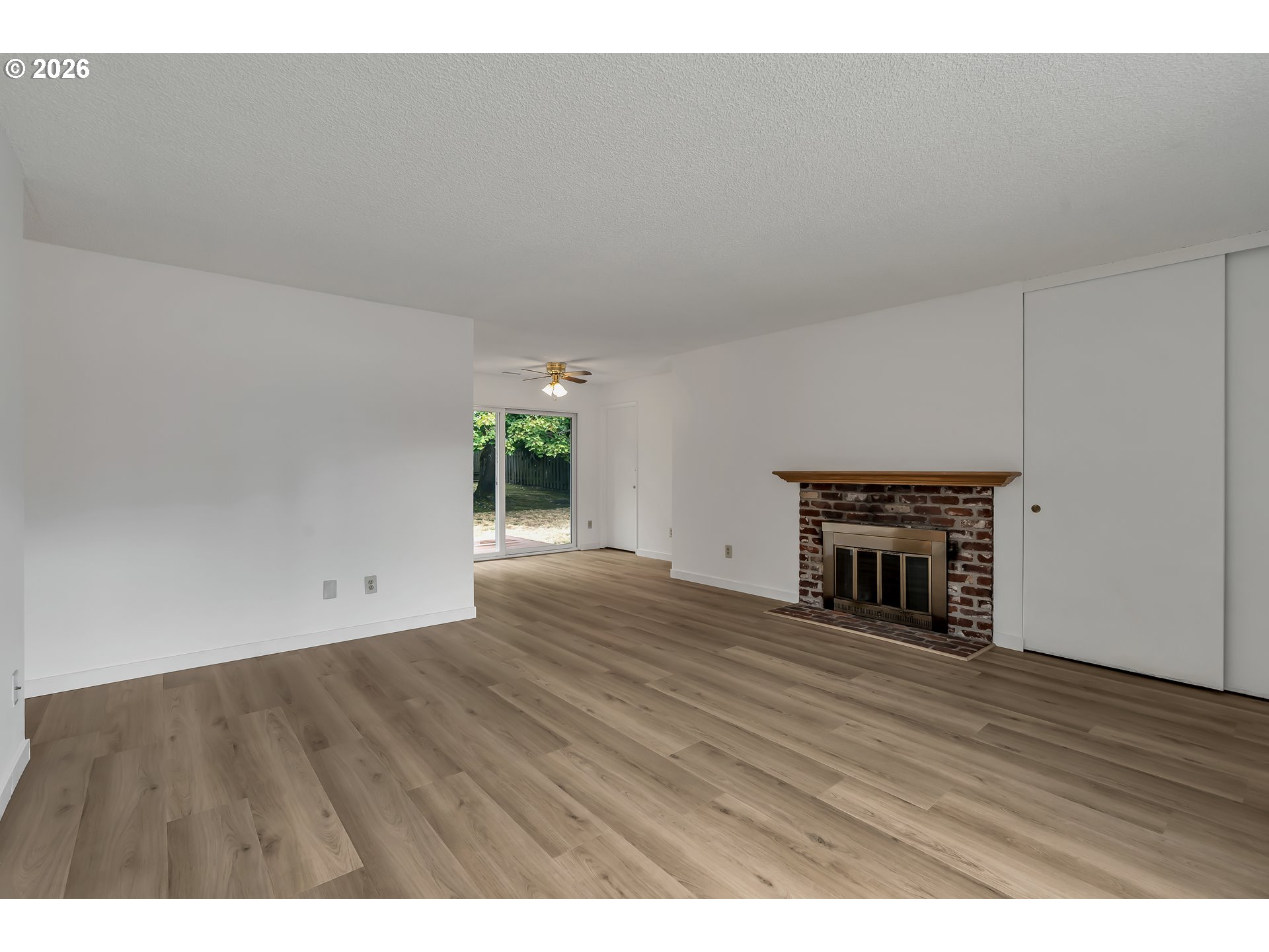 17905 NW ARCADIA ST, Portland, OR 97229, photo 6 of 34