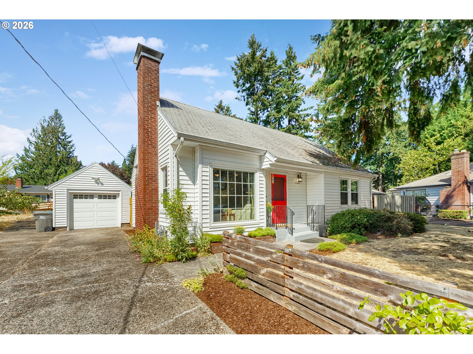 11282 SE Pine CT, Portland, OR 97216, photo 2 of 27