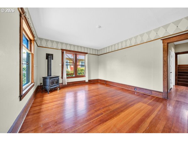 1024 S 5TH ST, Coos Bay, OR 97420, photo 6 of 48