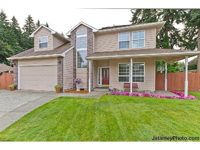 1567 NE 19th Loop