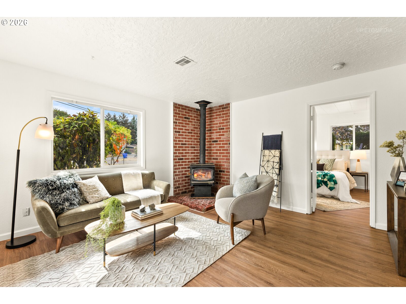 12747 NE HOLLADAY ST, Portland, OR 97230, photo 3 of 26