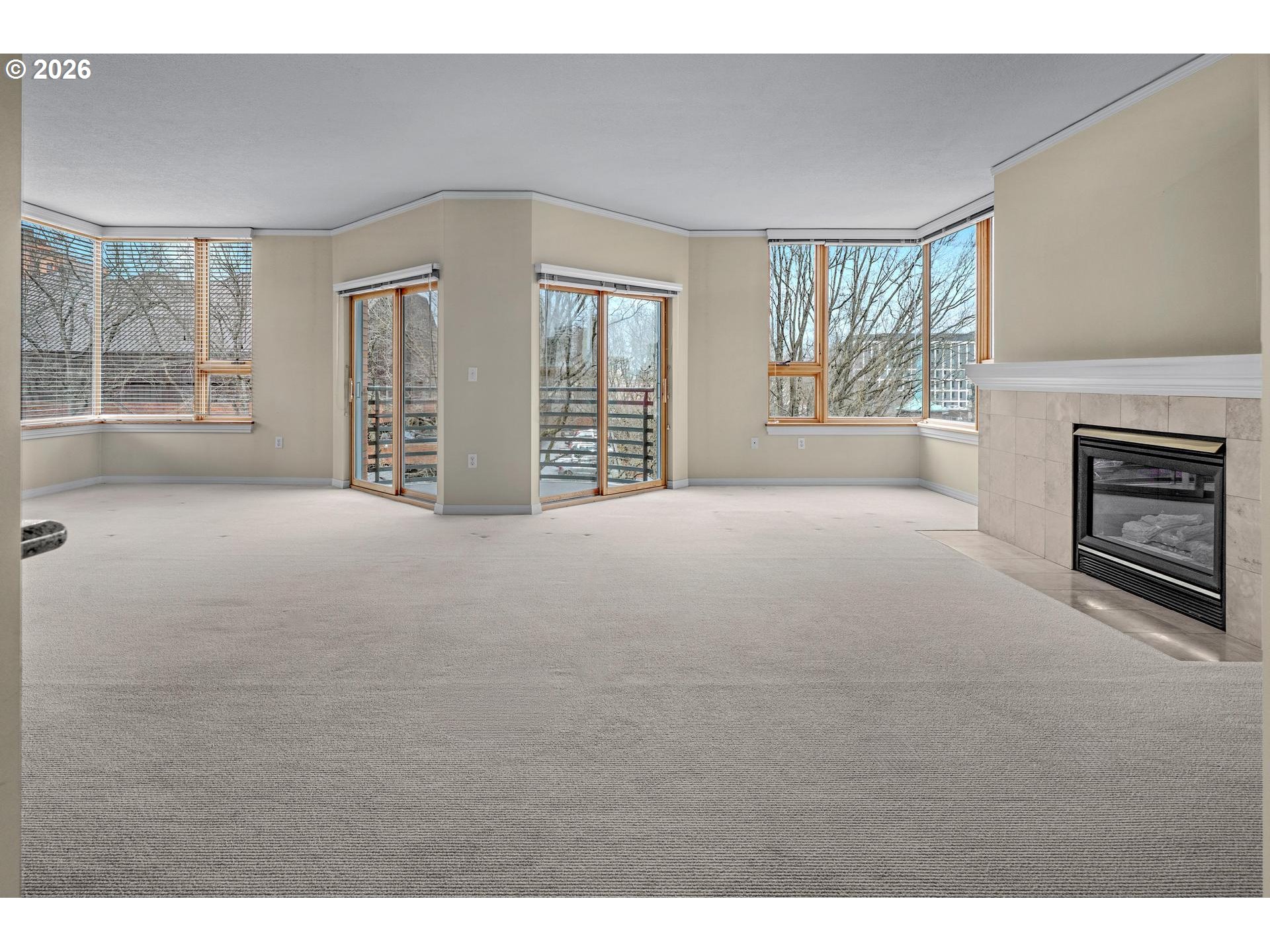 1132 SW 19TH AVE 411, Portland, OR 97205, photo 2 of 36
