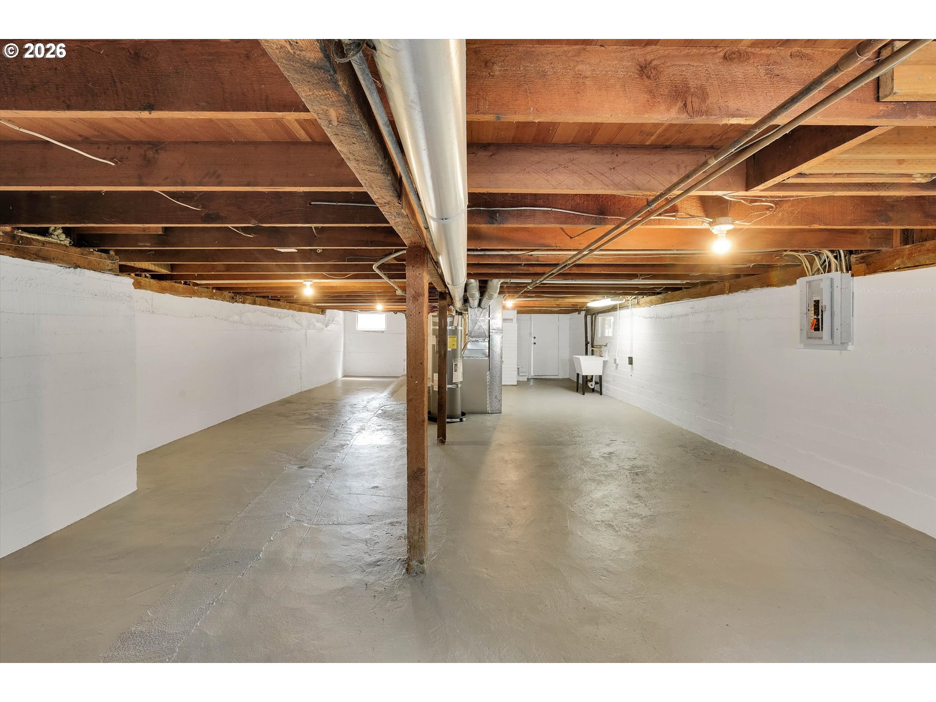 1926 SE WASHINGTON ST, Portland, OR 97214, photo 3 of 44