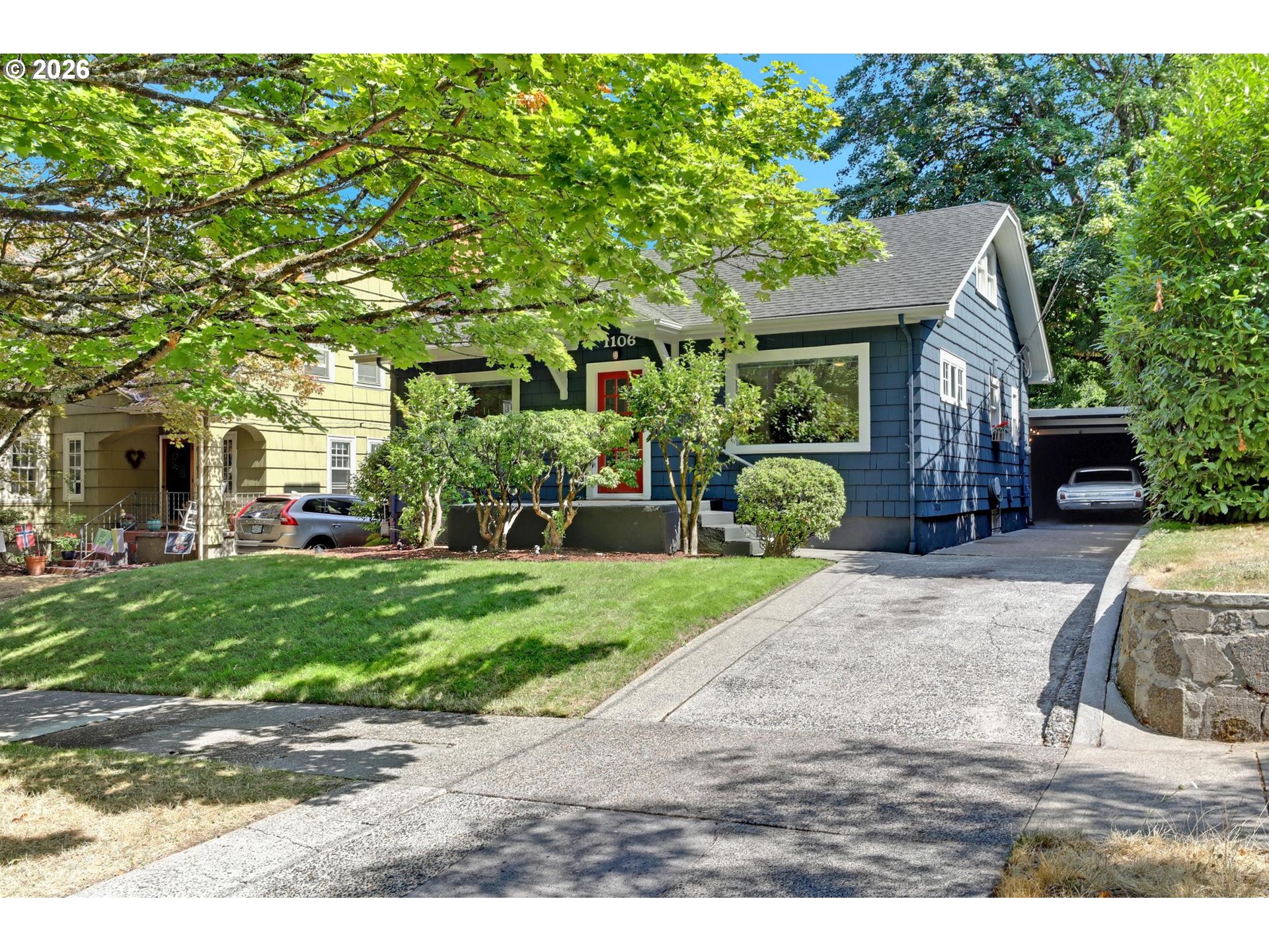 1106 NE 33RD AVE, Portland, OR 97232, photo 4 of 37
