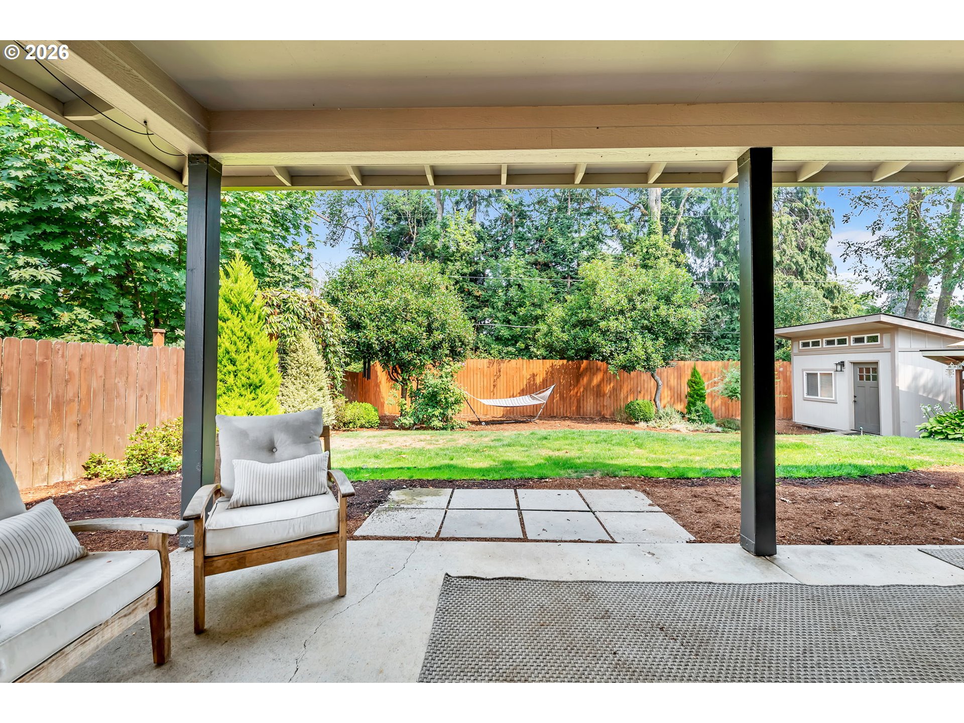 1121 LORELLA AVE, Eugene, OR 97401, photo 3 of 48