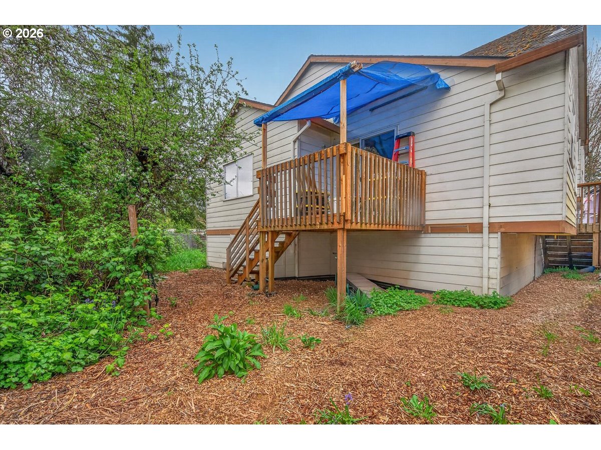 11905 SE SCHILLER ST, Portland, OR 97266, photo 3 of 17