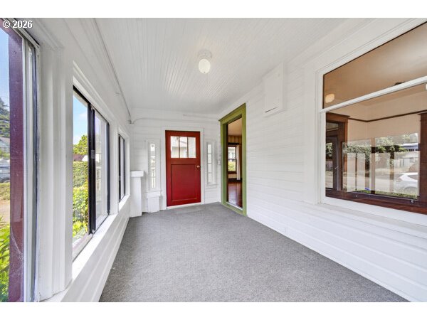 1024 S 5TH ST, Coos Bay, OR 97420, photo 5 of 48