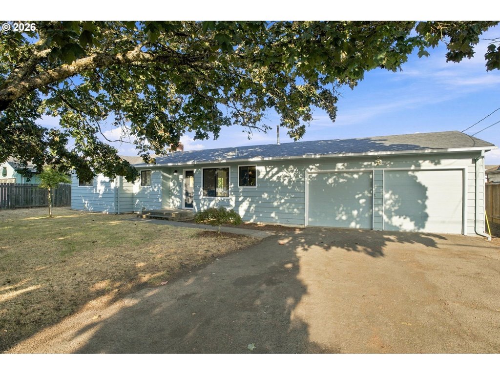 1099 Arcadia Dr