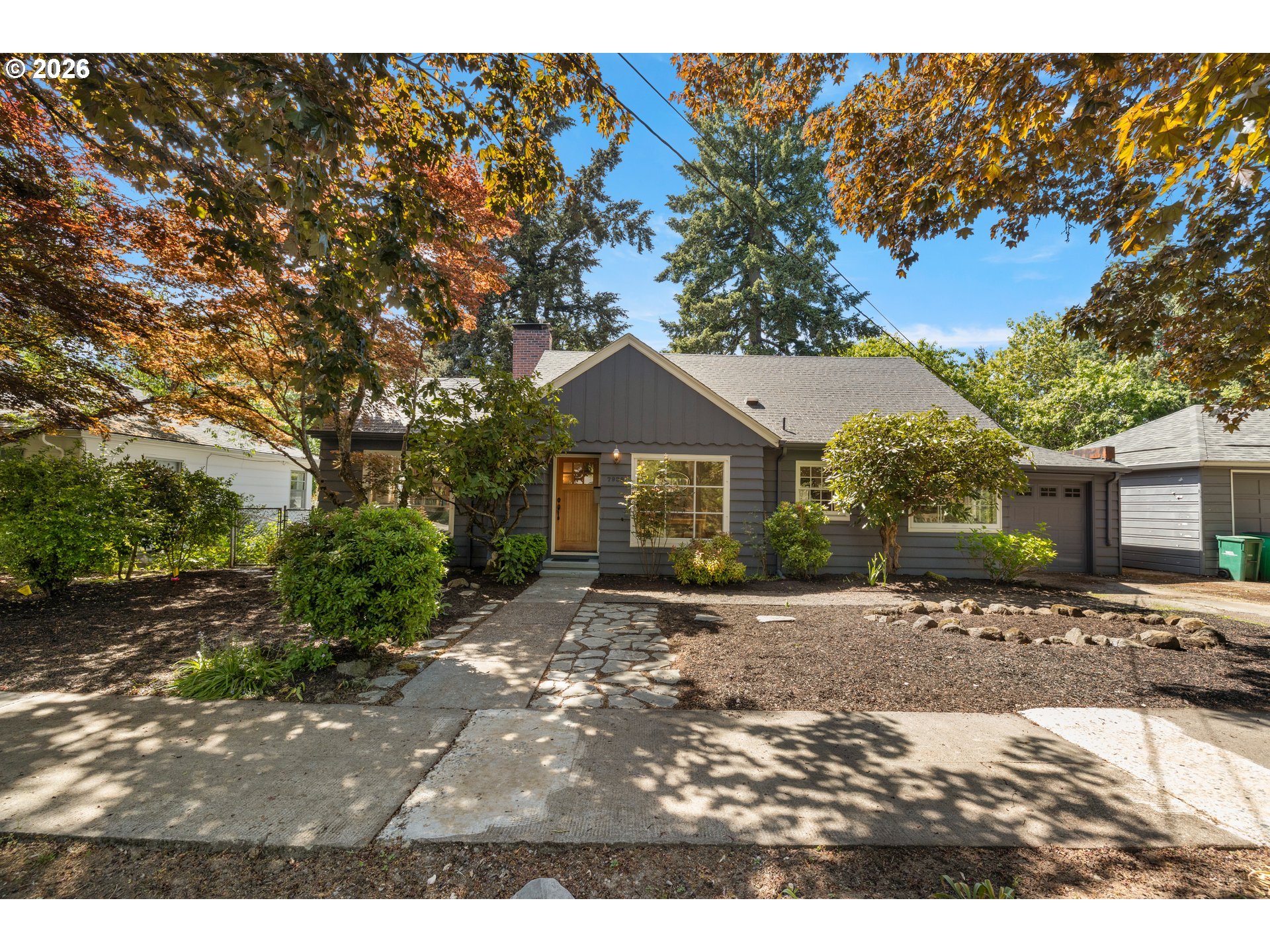 7939 SW 11TH AVE, Portland, OR 97219, photo 3 of 45
