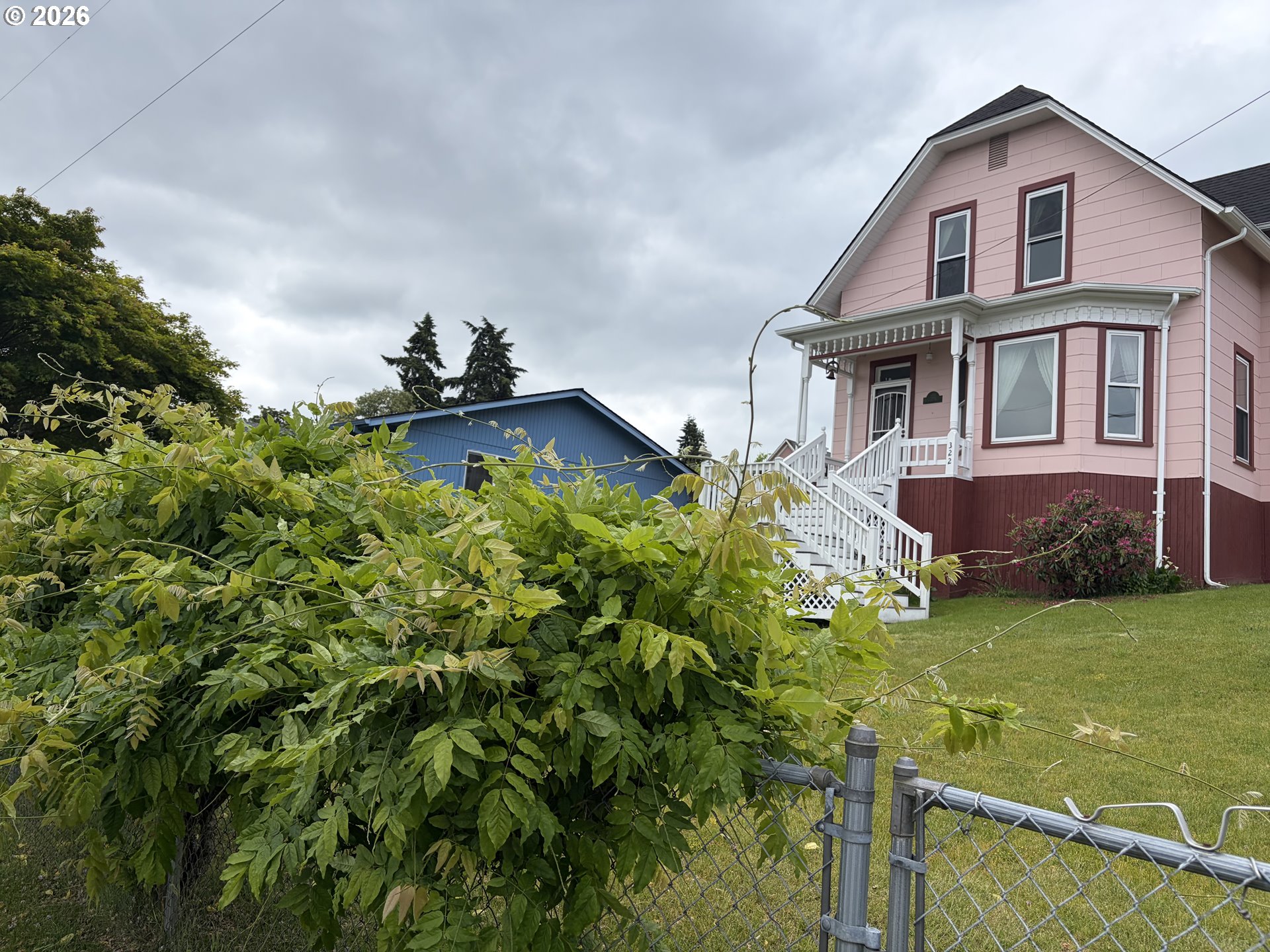 322 W D ST, Rainier, OR 97048, photo 3 of 45