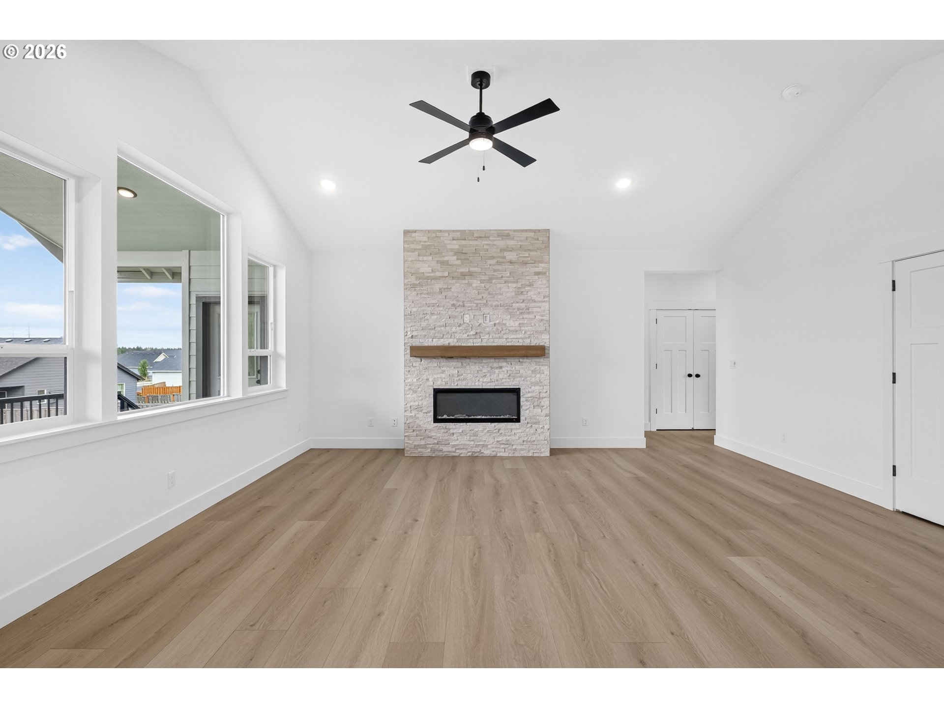 2842 NE JUSTUS AVE 29, Estacada, OR 97023, photo 8 of 36