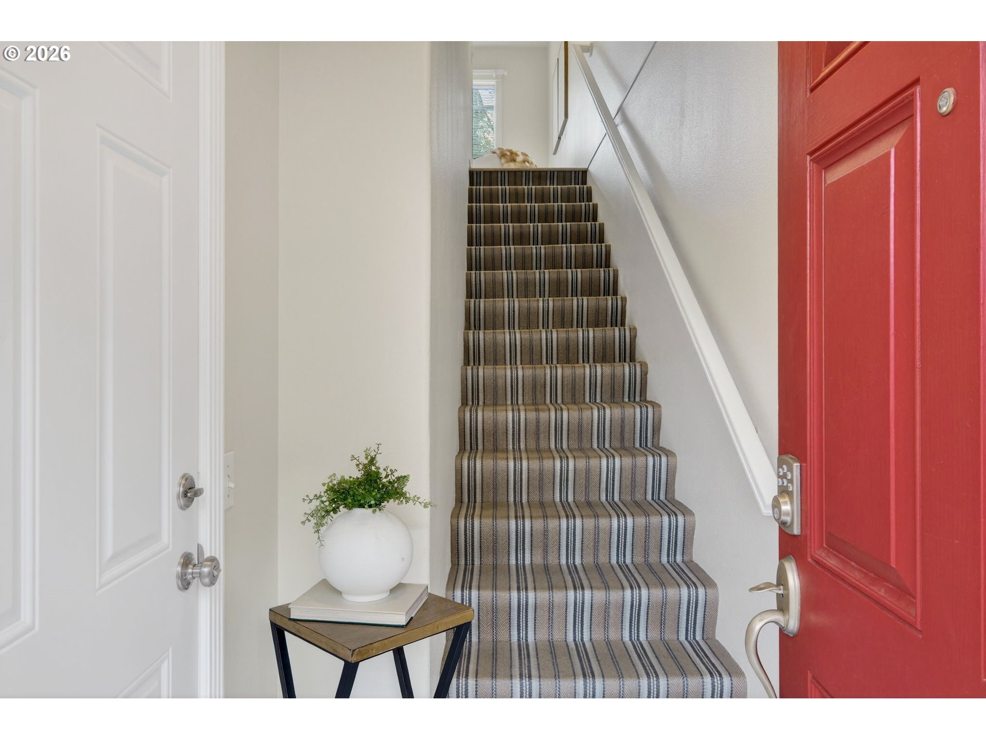4934 SW 1ST AVE, Portland, OR 97239, photo 3 of 33